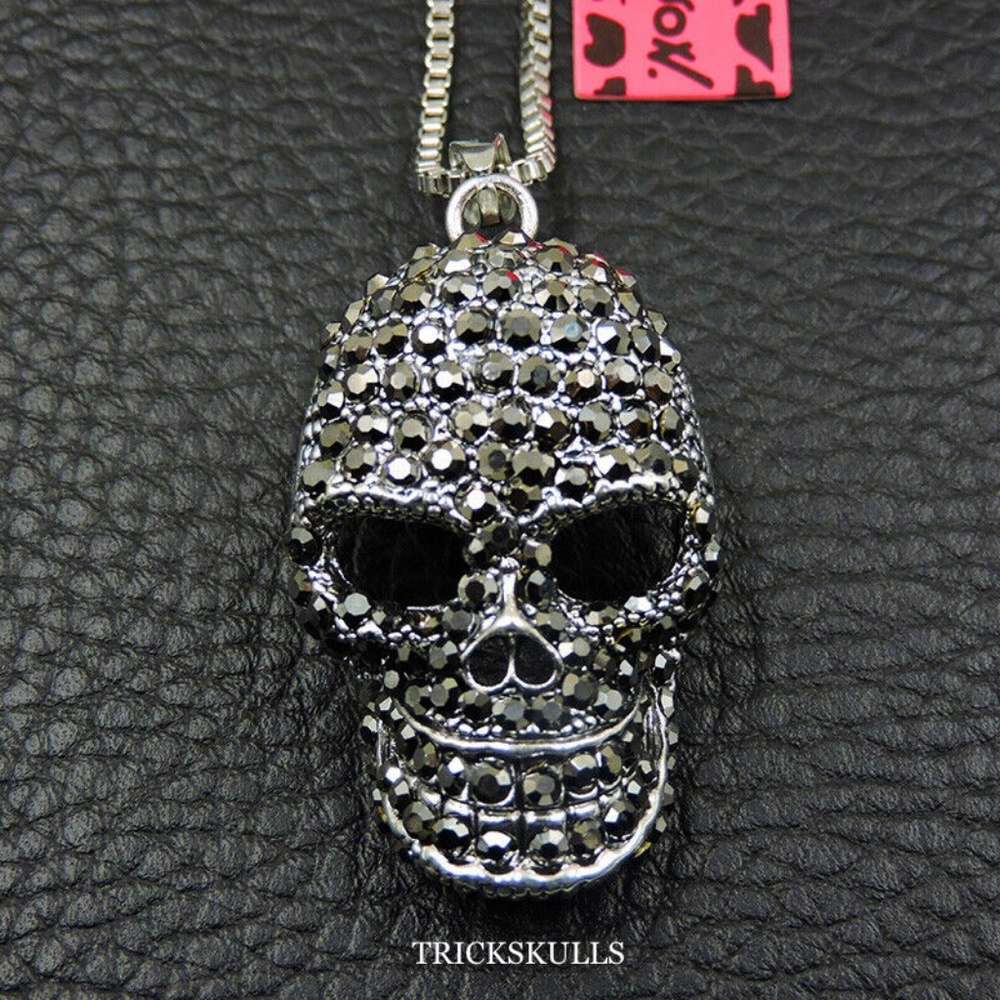Black & Silver Iced Rhinestone & Enamel Skull Pendant Necklace w 27in Chain New!